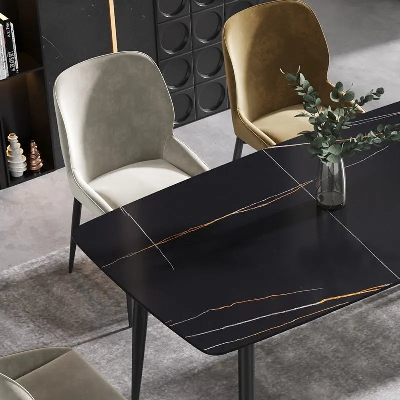 Tavolo da pranzo moderno da 63 con piano in pietra sinterizzata e base nera