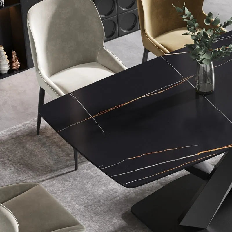 Tavolo da pranzo moderno da 63 con piano in pietra sinterizzata e base nera